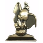 DISNEY PIN DUMBO ANNUAL PASSHOLDER STATUE PIN