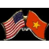 VIETNAM FLAG AND USA CROSSED FLAG PIN FRIENDSHIP FLAG PINS