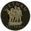 VIETNAM VETERANS MEMORIAL PIN WITH THE HEROIC STATUES VN PIN